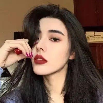 我向女鬼求婚她居然答应了